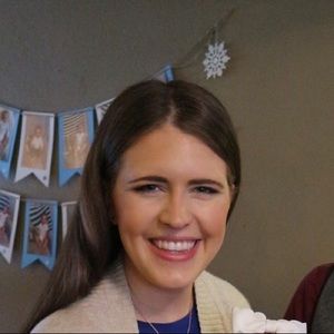 Meet your Posher, Lauren